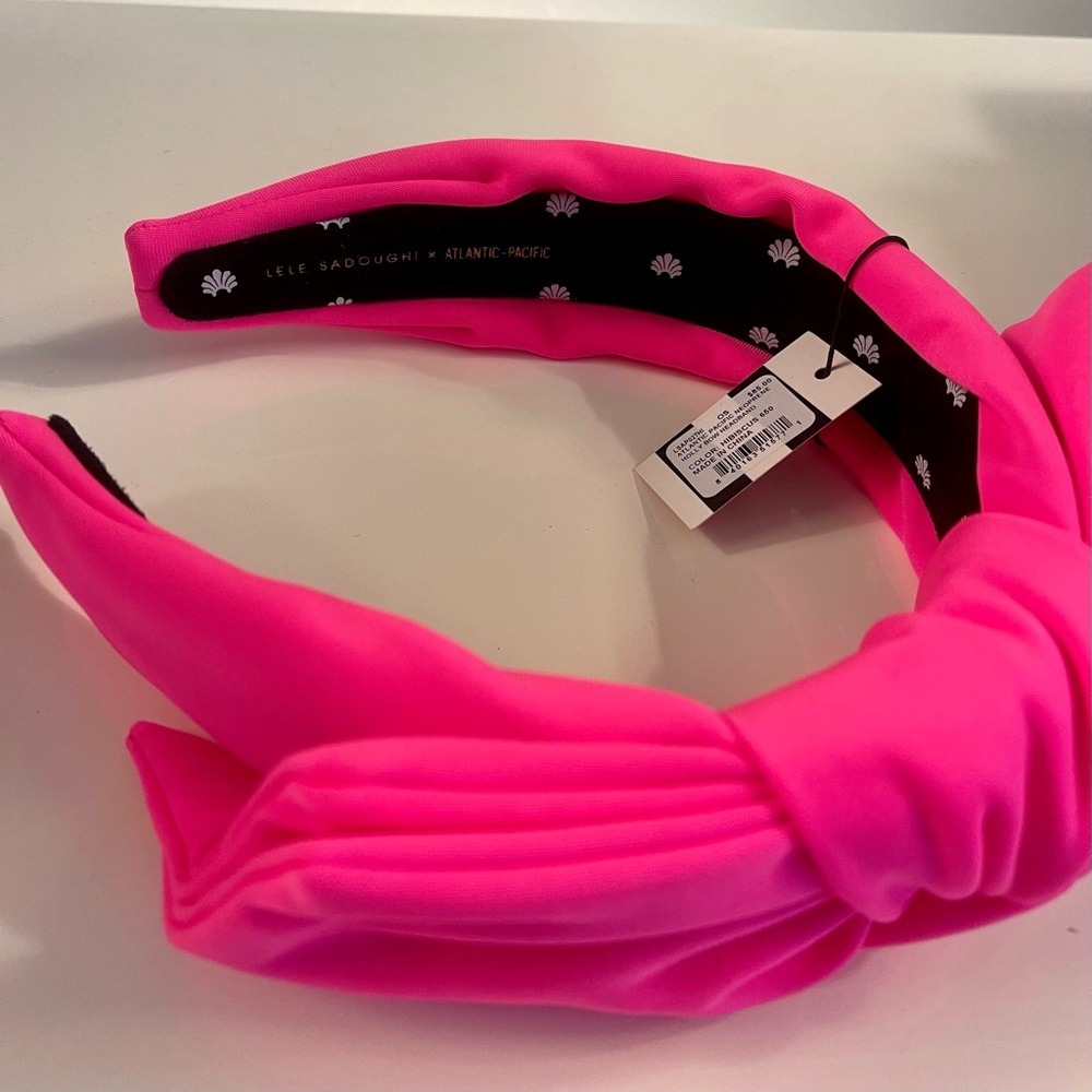 Atlantic Pacific x Lele Sadoughi Hibiscus Neoprene Holly Headband New with Tags - Picture 5 of 9